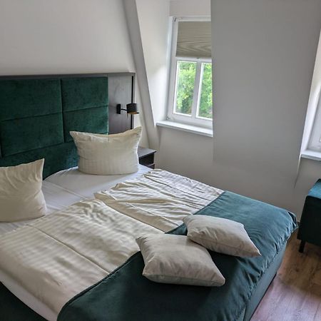 Seehotel Ecktannen Waren  Eksteriør billede